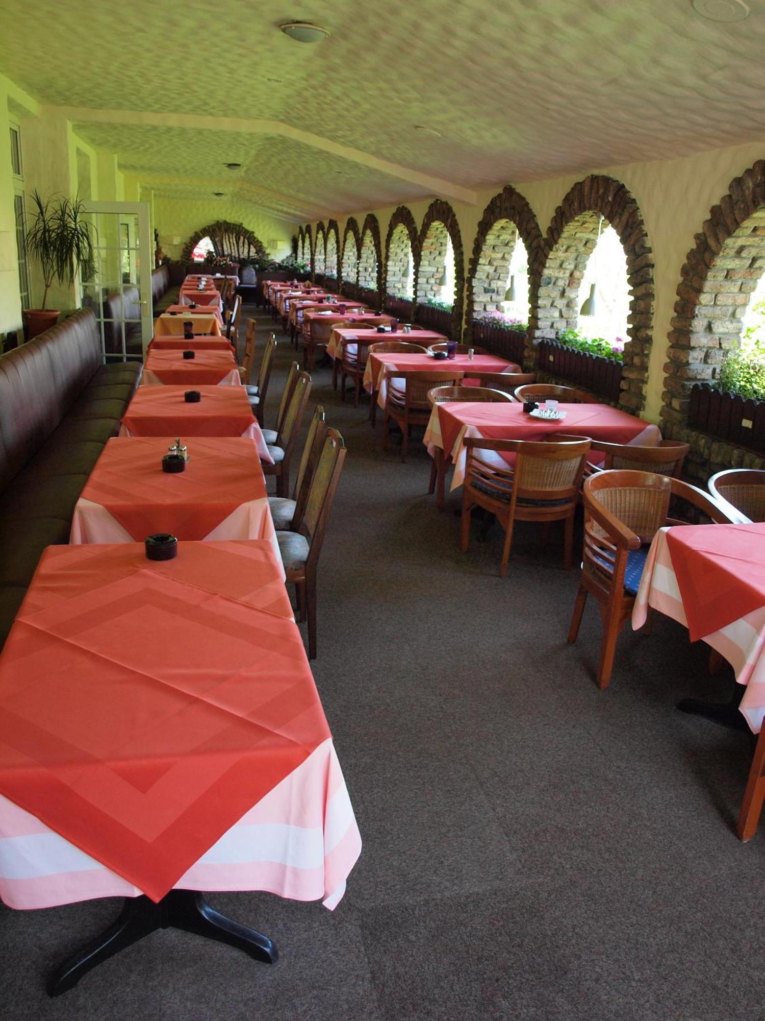 Hotel-Restaurant Orsoyer Hof 라인스버그 외부 사진